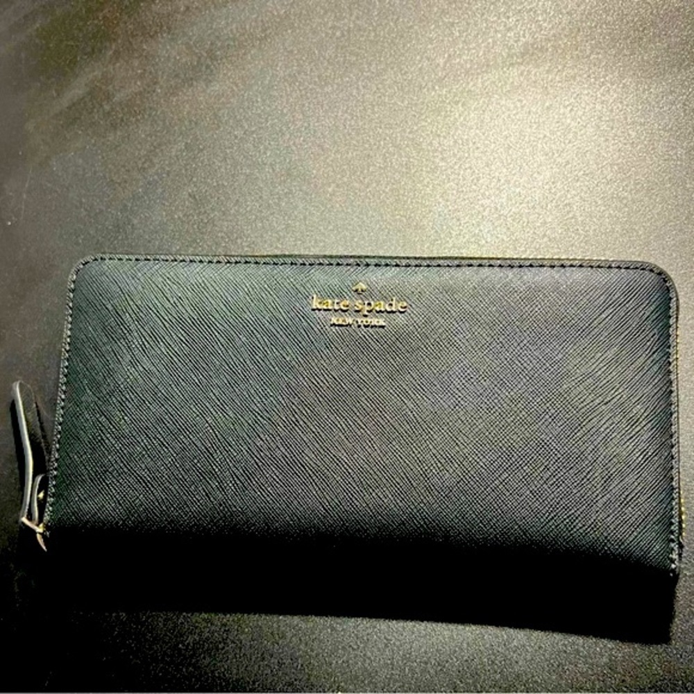 NWOT Black Leather Kate Spade Full Size Zip Wallet Gold Letter Logo Brand New